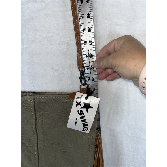 Myra Bag Laces of Color Medium Crossbody Bag Leather Cowhide Southwestern M-3975 - Picture 9 of 12